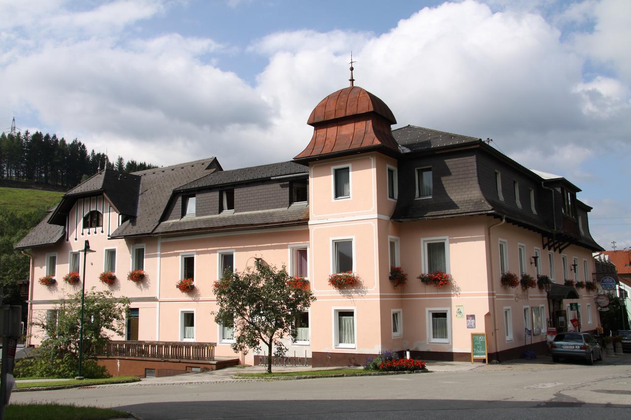 Fruehstueckspension Gasthof Gesslbauer Hotel Steinhaus am Semmering Luaran gambar